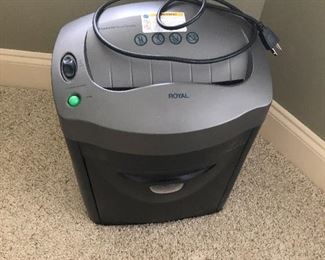 Royal heavy duty shredder.