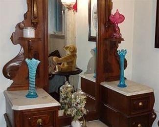 Walnut Victorian Deep Well Marble Top Dresser