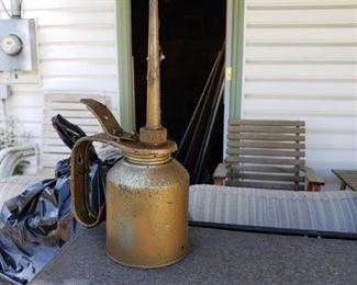 oil can 1 of 5
