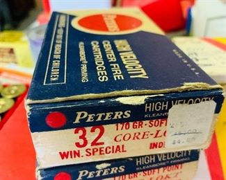 .32 Winchester Peters Ammo box