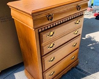 Oak highboy Broyhill dresser