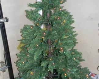 6" Pre-Lit Christmas Tree