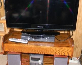 Samsung 32" Flat Screen TV & Sony Cassette, Radio & CD Player with Speakers