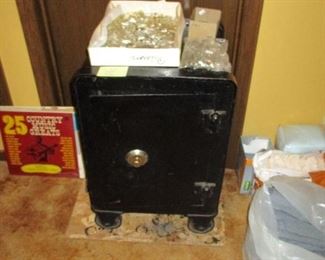 Small safe, crystals