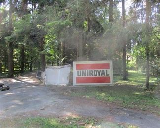 UNIROYAL sign