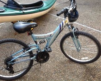 Ladies Mountain Bicycle in Great Shape.