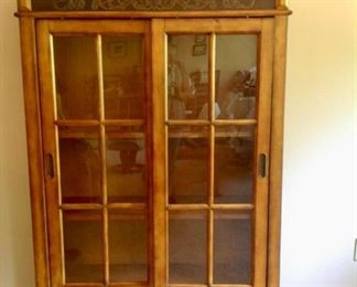 Gorgeous Cabinet w/Sliding Glass Doors