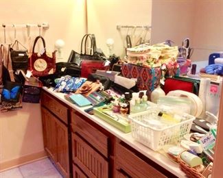Purses & Toiletries
