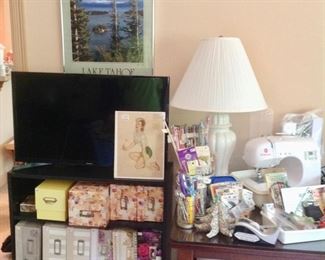 32 Samsung Flat Screen TV