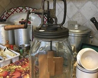 Antique Butterchurn