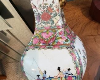 Antique Chinese Vase Pair