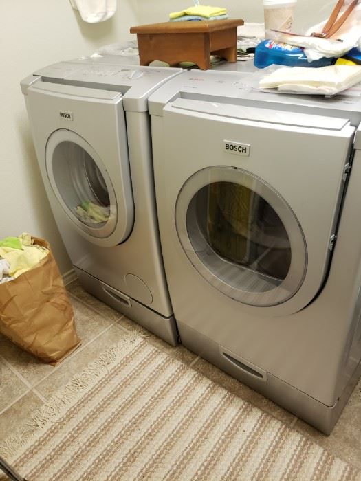 Top of line Bosch Washer and Dryer 1 yr old