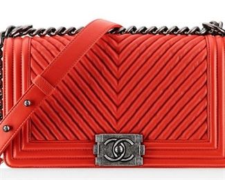 LOT671 ChanelChevronBag
