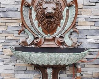 201 lion face wall fountain