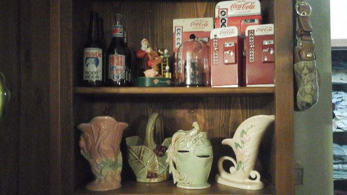 Coke Collectibles, Pepsi, Frosty Root Beer, Hull, McCoy pottery