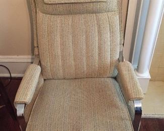 Mid Century La-Z-Boy Rocker/Recliner