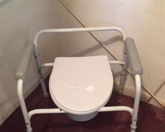 Portable Bedside Toilet