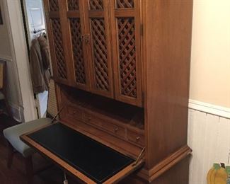 Drexel Secretary