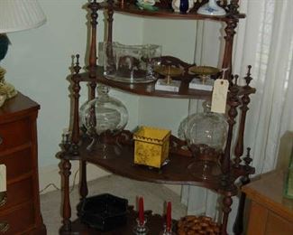 Curio shelf