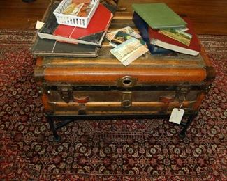 Trunk table on metal frame