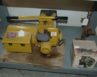 Gas generator
