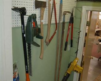 Yard tools