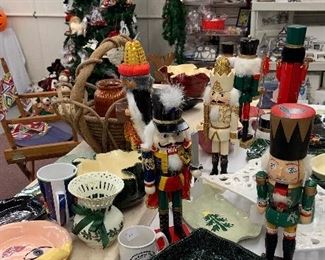 Christmas decorations and ceramics
