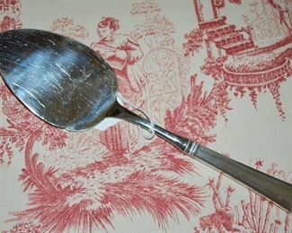 Fairfax sterling pastry server