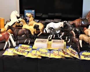 Breyer and Peter Stone Horse Collection. Wonderful!!