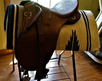 Endurance Saddle/ Australian- Perfect for Trail Rides, Endurance or Cross Country Meets