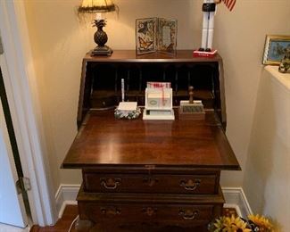 Small rolltop desk