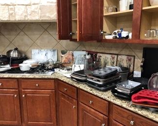 Lots and lots of kitchen items and cookware