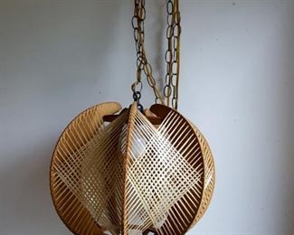 Vintage Swag Light, 1960s String Art Wood and Straw Overhead Ceiling Light with Chain