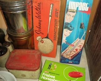 Vintage games, tins