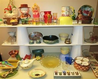 Antique & Mid-Century collectibles including cookie jar, chalkware Kewpie, Roseville candle sticks and large handled low bowl, art pottery, glass collectibles, Pyrex bowl, sifter, etc.