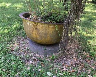 Sugar kettle and Millstone