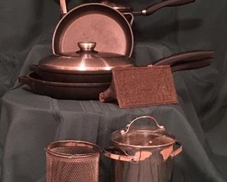 Kitchen cookware