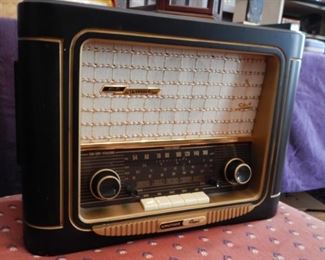 GRUNDIG RADIO