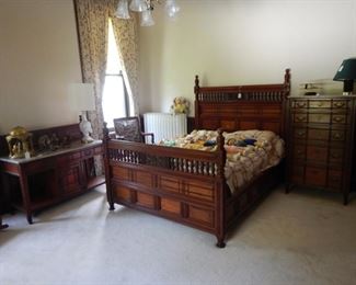 NORTH EAST BEDROOM