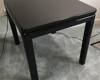 Black Side Table by Lane https://ctbids.com/#!/description/share/215135