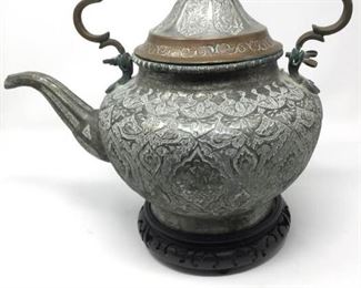 Large Decorative Teapot https://ctbids.com/#!/description/share/215142