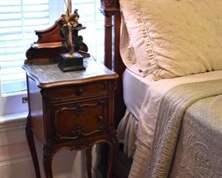 Lovely pair of French walnut and marble nightstands 