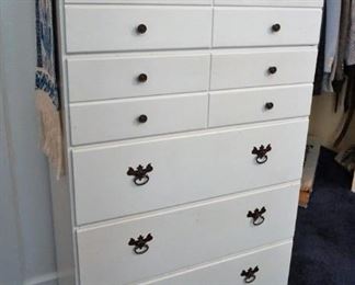 Vintage painted chest of drawers