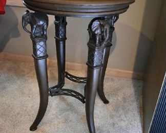 ELEPHANT ACCENT TABLE
