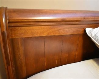 HEADBOARD