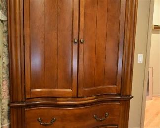 ARMOIRE