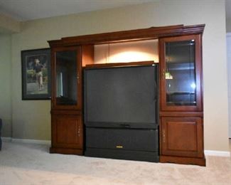 ENTERTAINMENT WALL UNIT