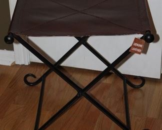 New Roman Style Folding Wrought Iron Metal Stool with Leather Seat