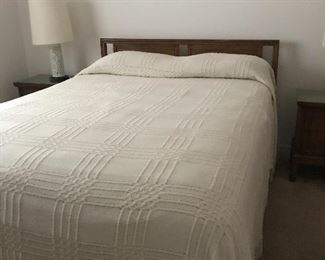 One of two matching Queen Sealy adjustable beds with massage Like New 