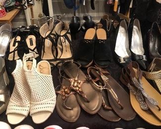 LADIES SHOES